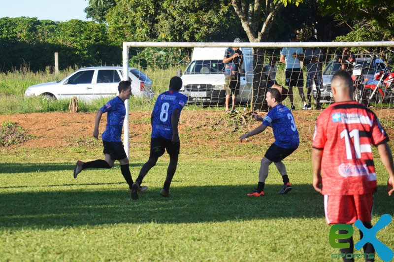 [Copa das Comunidades] – Competição começou com muita disputa e muitos gols.