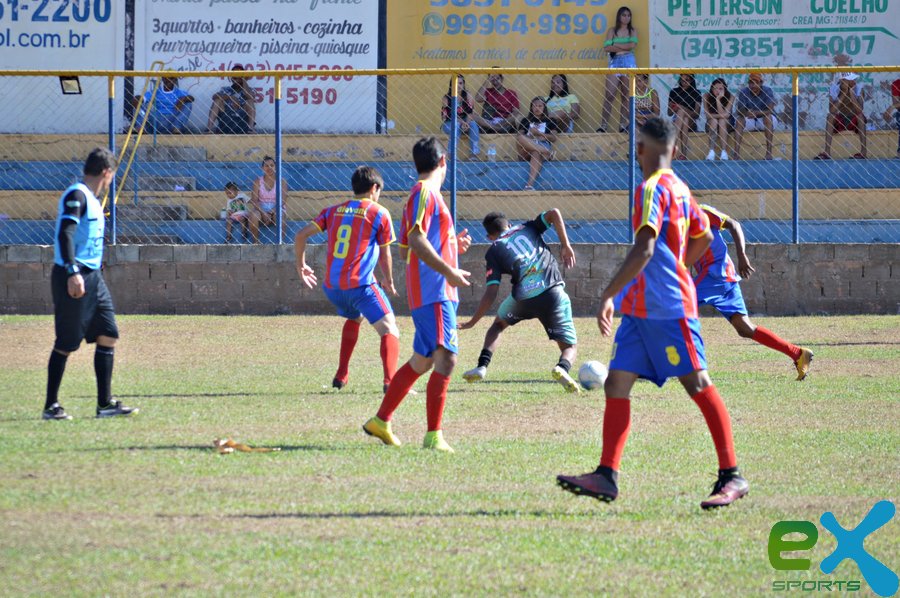 Os Landas vence de goleada e retoma a primeira colocação.